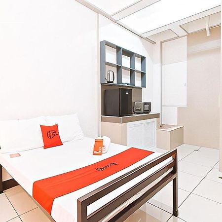 Reddoorz Plus Near Tambo Paranaque Paranaque City Exterior foto