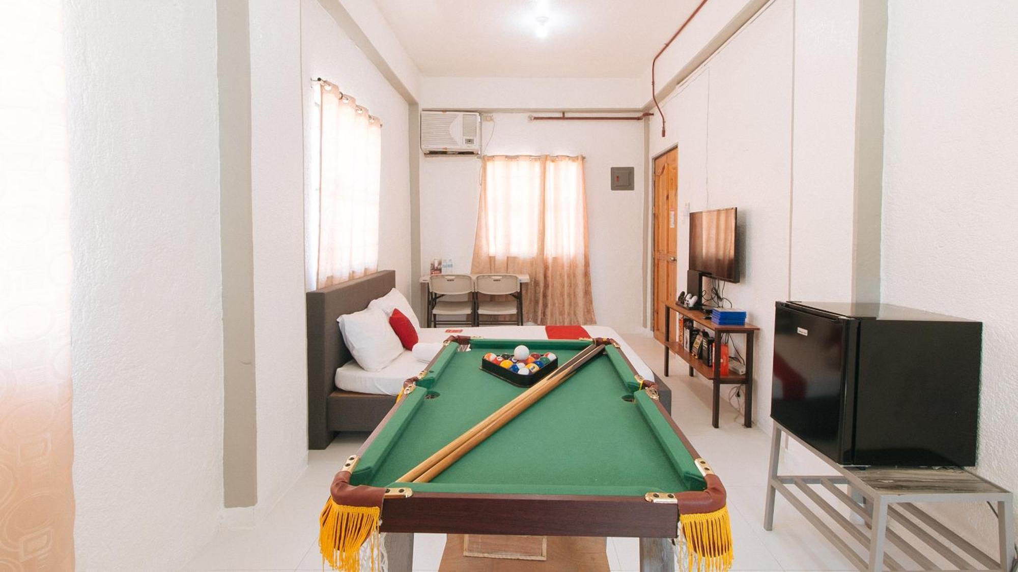 Reddoorz Plus Near Tambo Paranaque Paranaque City Exterior foto
